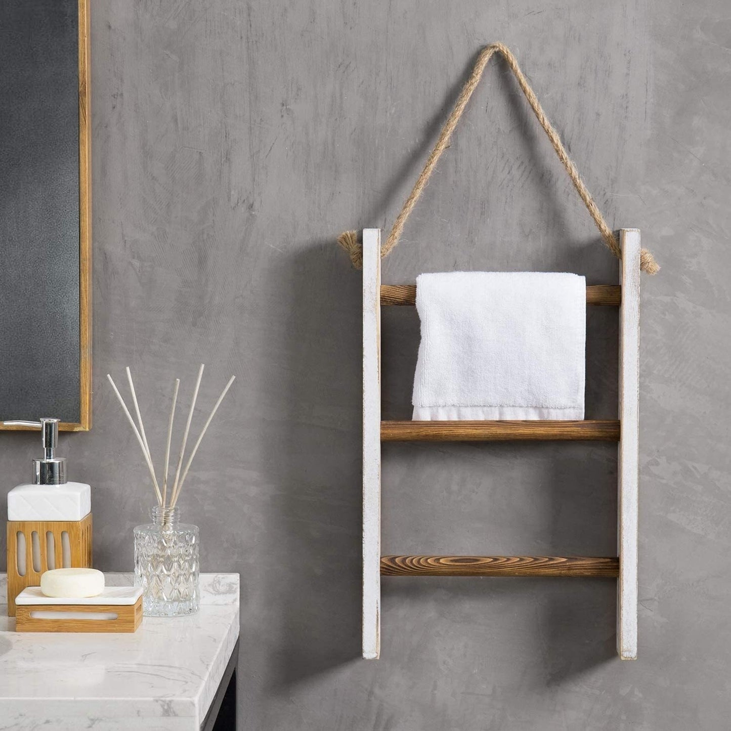 Retro Wood Towel Storage Rack
