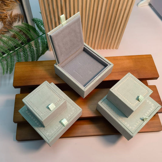 High-grade Mint Green Wooden Jewelry Box